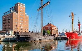 Mit Großer Terrasse Ohlerich Speicher Wismar